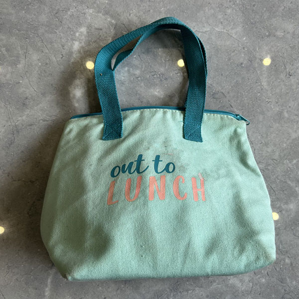 천 핸드백이 시대를 초월하고 지속 가능한 선택이 되는 이유는 무엇입니까?